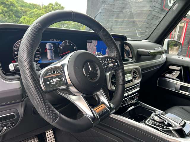 Mercedes-Benz G-Class 6