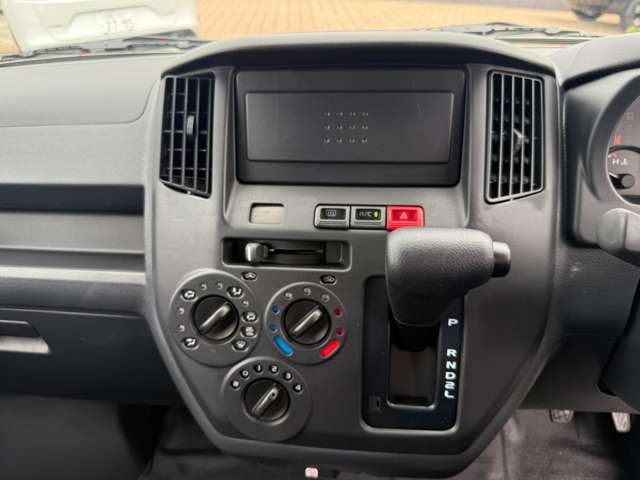 Toyota Town Ace Van 12