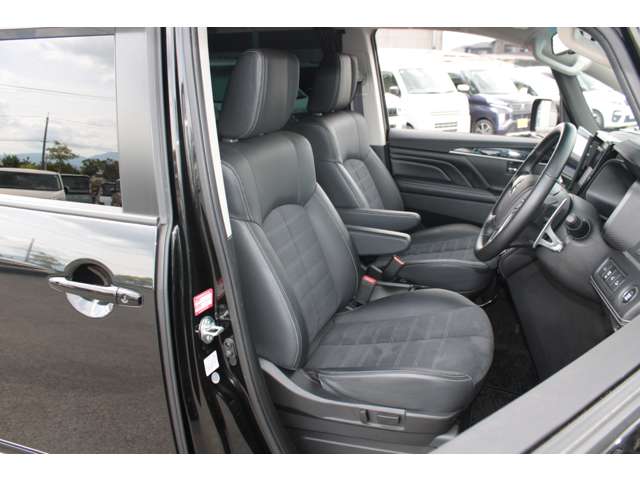Mitsubishi Delica D:5 12