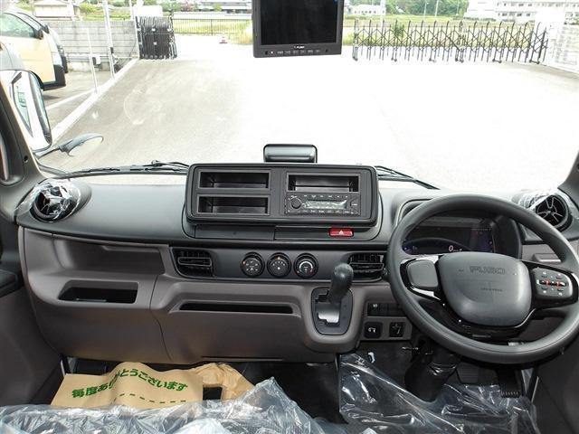Mitsubishi Fuso Canter 11