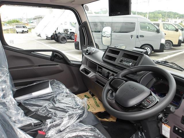 Mitsubishi Fuso Canter 12