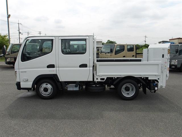 Mitsubishi Fuso Canter 9
