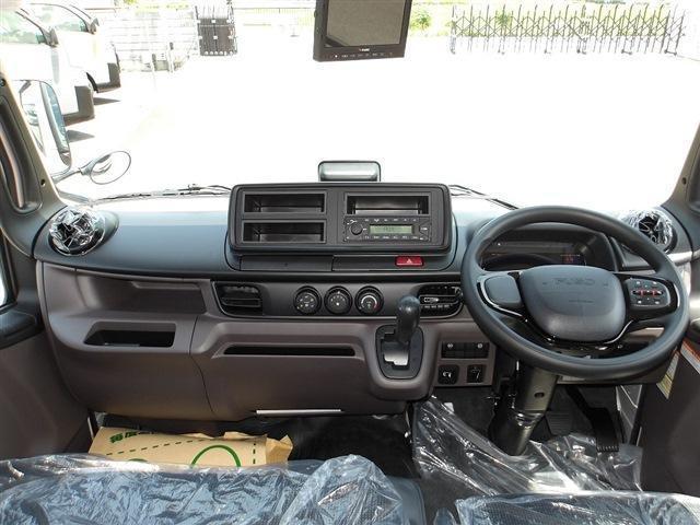 Mitsubishi Fuso Canter 11