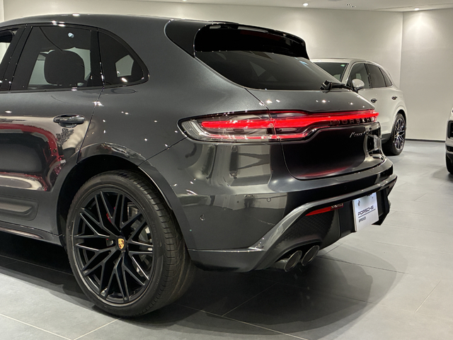 Porsche Macan 5