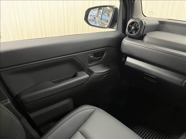 Toyota Land Cruiser FJ 11