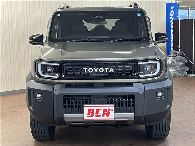 Toyota Land Cruiser FJ 2