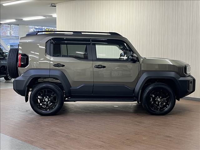 Toyota Land Cruiser FJ 8