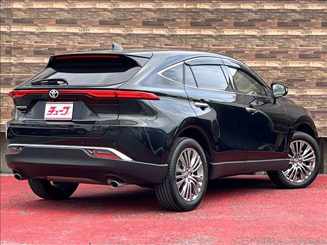 Toyota Harrier 5