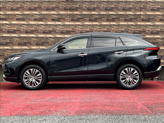 Toyota Harrier 8