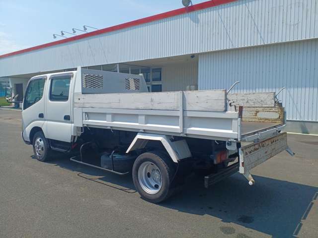 Hino Dutro 11