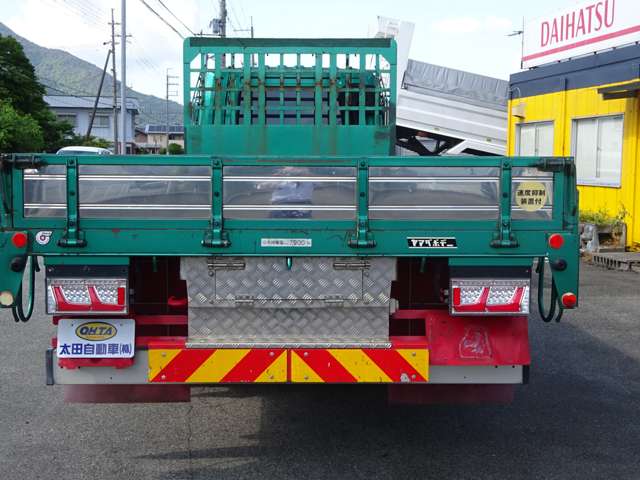 Mitsubishi Fuso Fighter 4