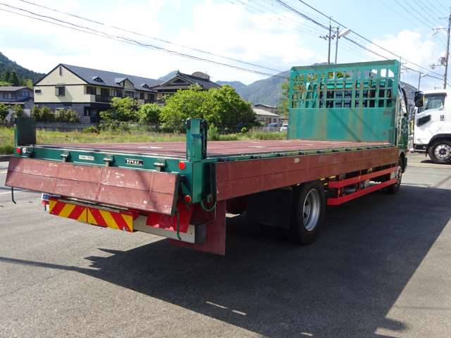 Mitsubishi Fuso Fighter 8