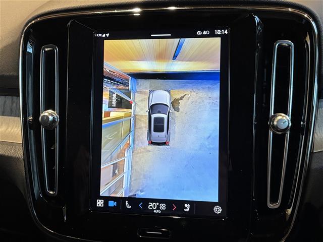 Volvo XC40 12