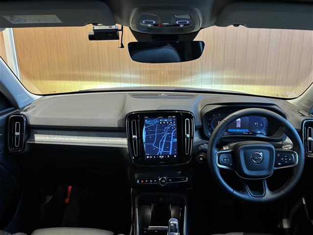 Volvo XC40 5