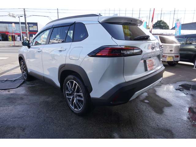Toyota Corolla Cross 8