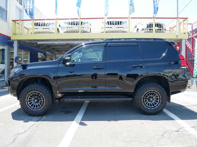 Toyota Land Cruiser Prado 2