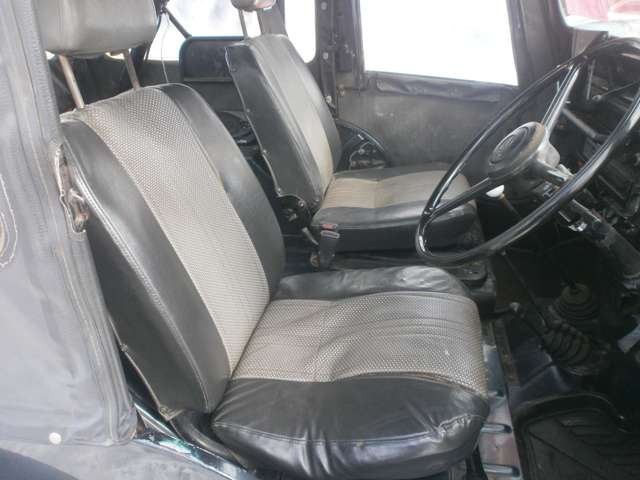 Mitsubishi Jeep 10