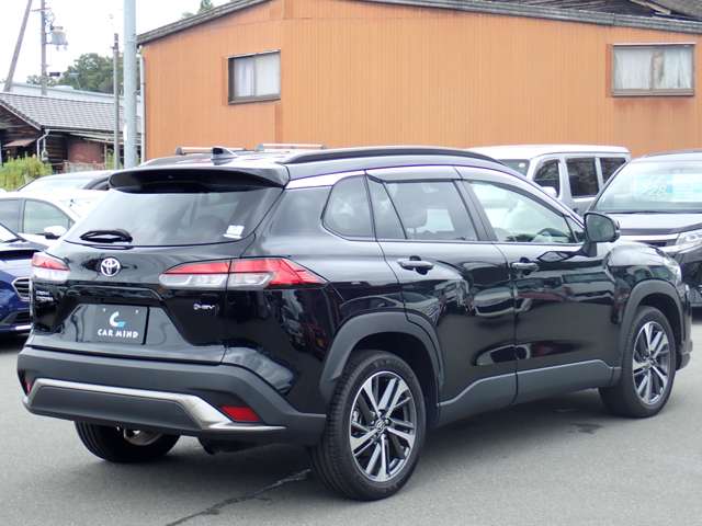 Toyota Corolla Cross 8