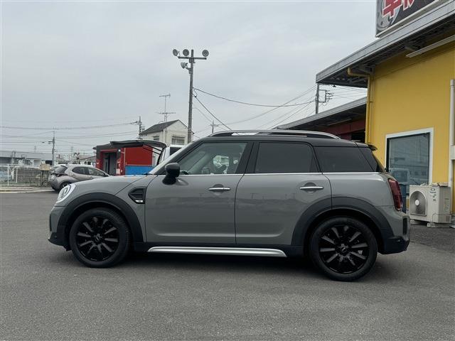 MINI Crossover 7