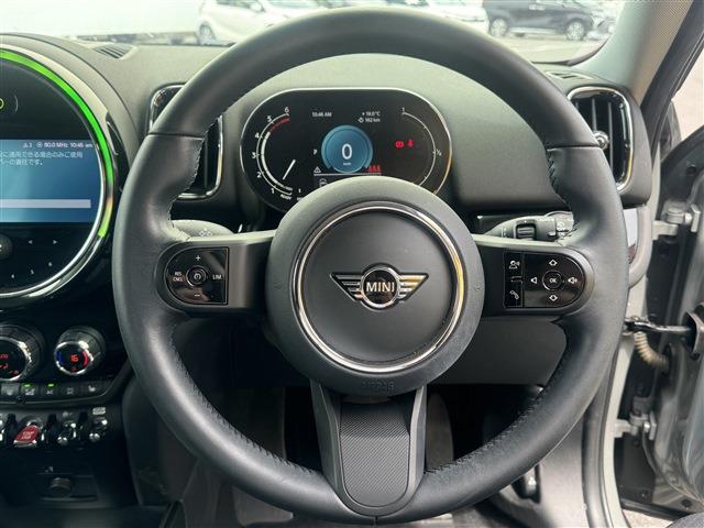 MINI Crossover 10