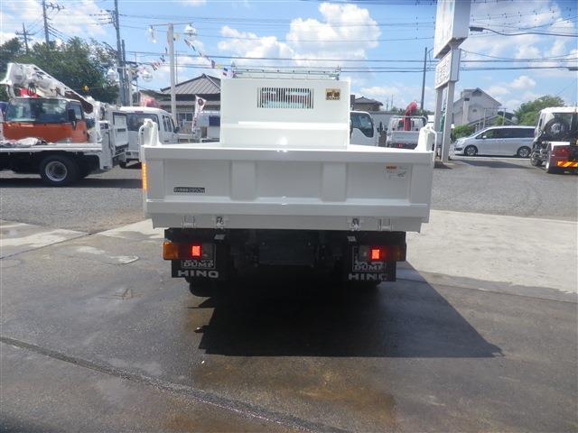Hino Dutro 6