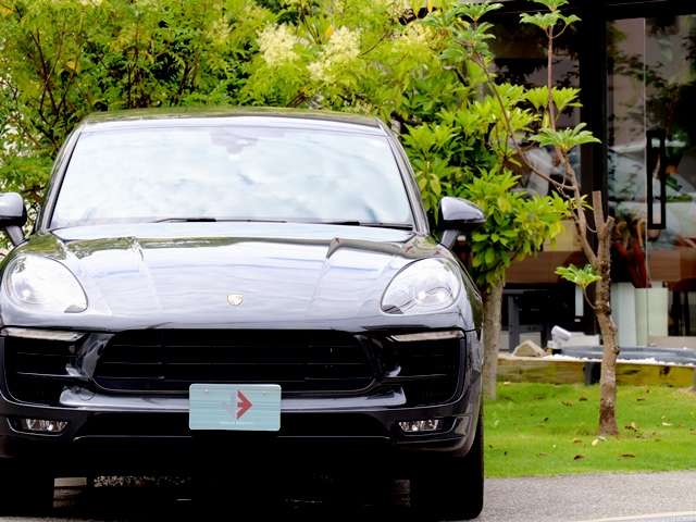 Porsche Macan 6