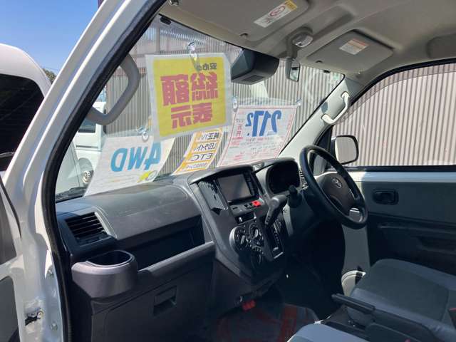 Toyota Town Ace Van 12