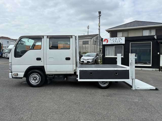 Isuzu Elf 11