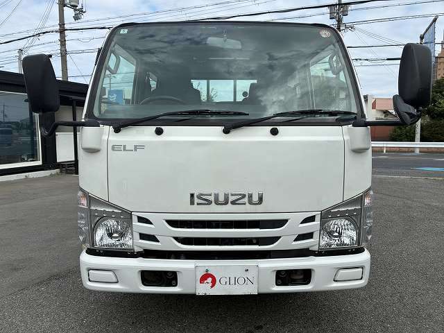 Isuzu Elf 2