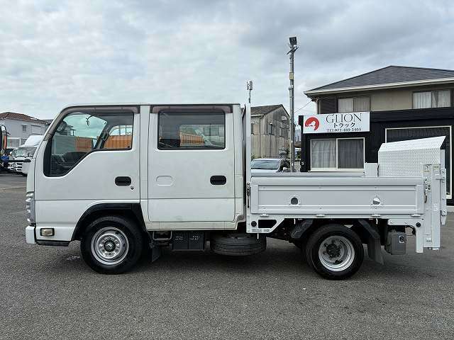 Isuzu Elf 4