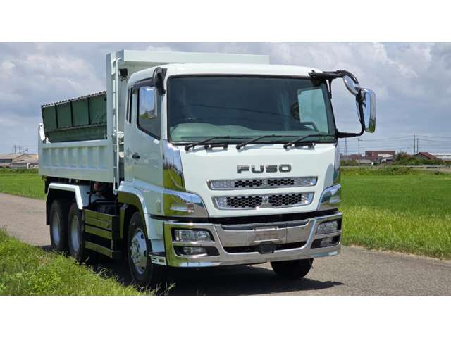 Mitsubishi Fuso Super Great 3