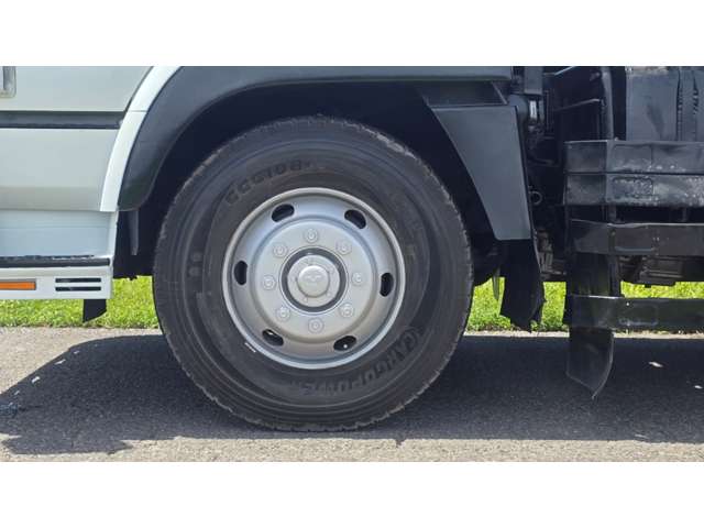 Mitsubishi Fuso Super Great 8
