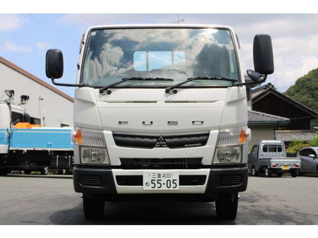 Mitsubishi Fuso Canter 2