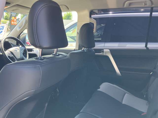 Toyota Land Cruiser Prado 12