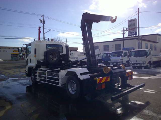 Isuzu Forward 5
