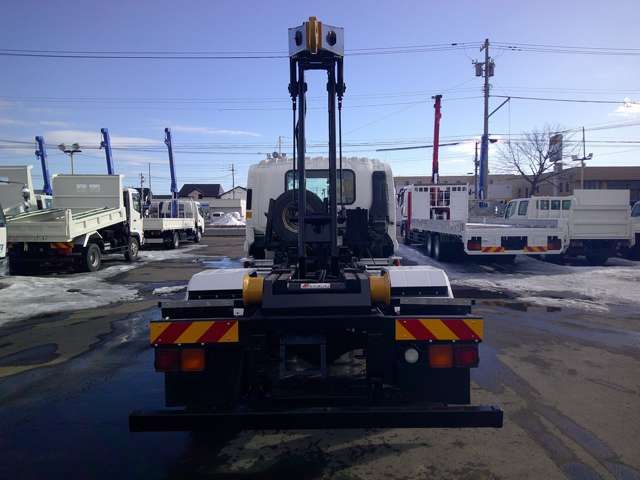 Isuzu Forward 6