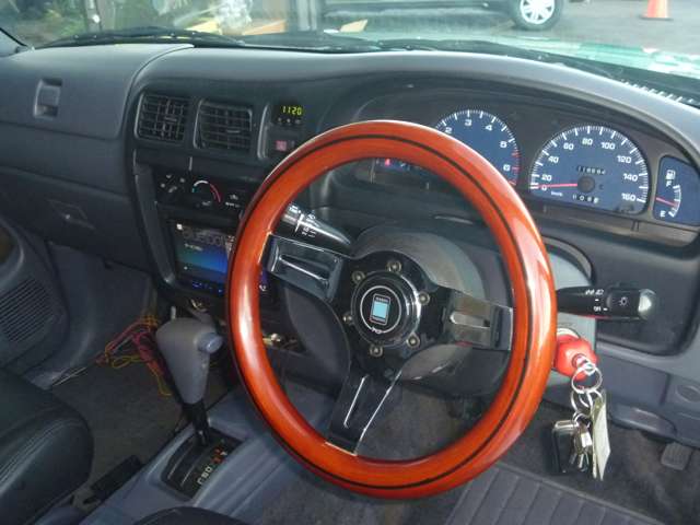 Toyota Hilux 12