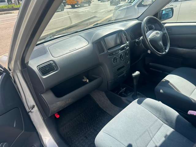 Toyota Probox Van 8