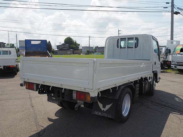 Isuzu Elf 8