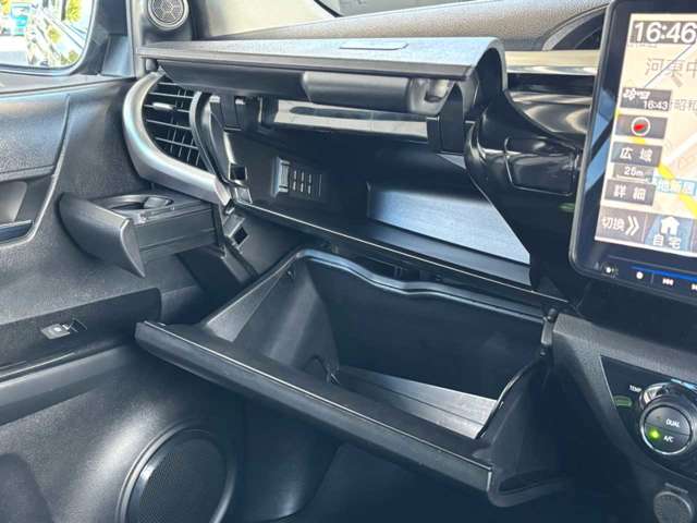 Toyota Hilux 9