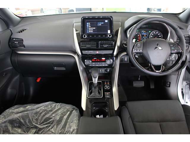 Mitsubishi Eclipse Cross 8