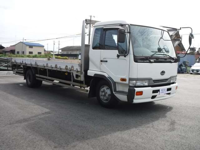 UD Trucks Condor 4