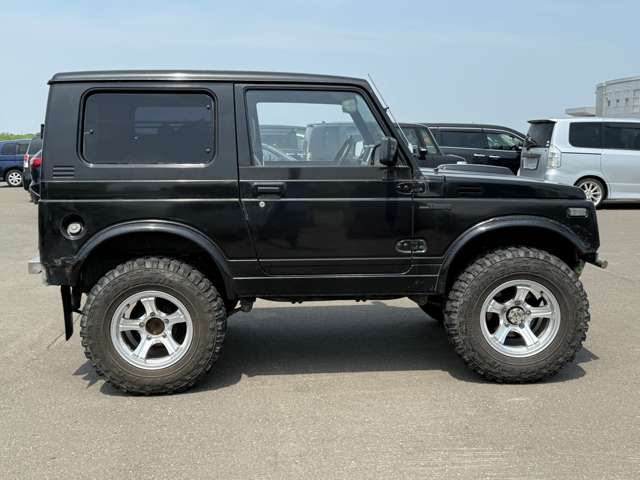 Suzuki Jimny 12