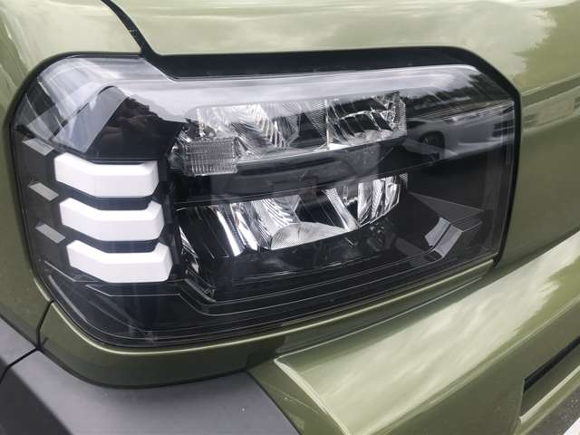 Daihatsu Taft 12