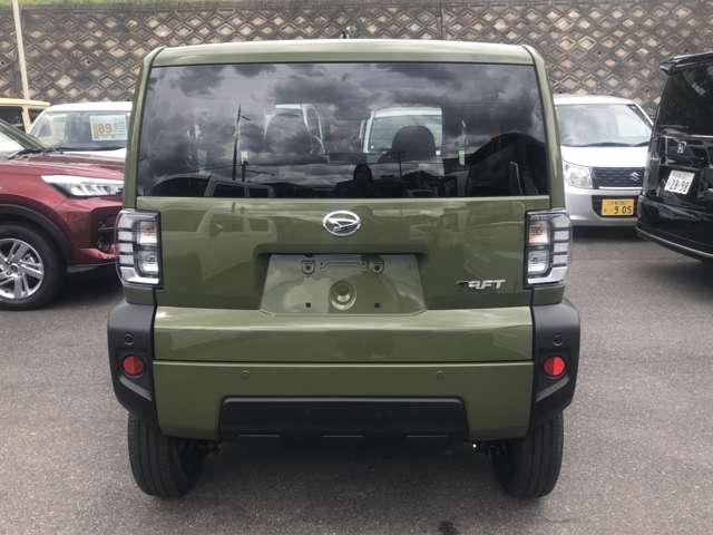 Daihatsu Taft 7