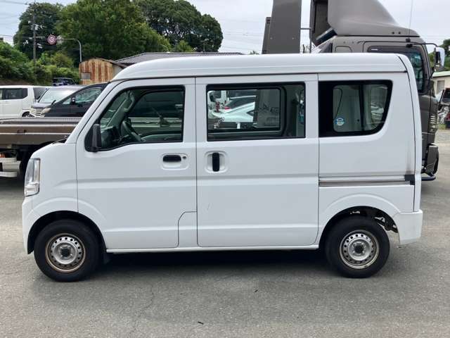 Mitsubishi Minicab Van 8