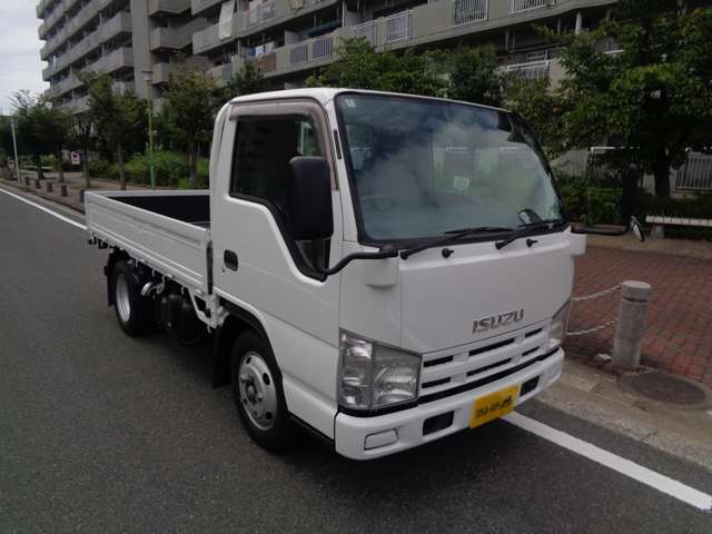 Isuzu Elf 2