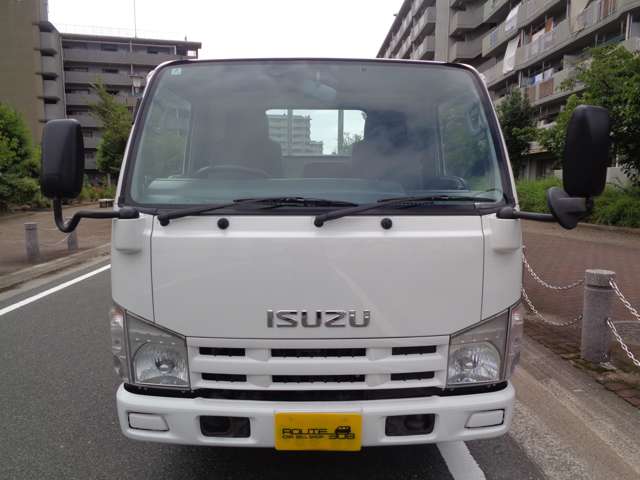 Isuzu Elf 4
