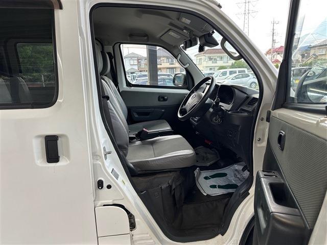 Toyota Town Ace Van 7