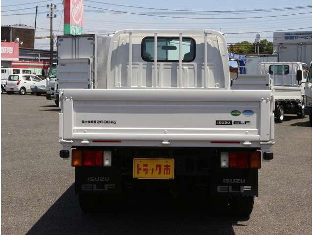 Isuzu Elf 10